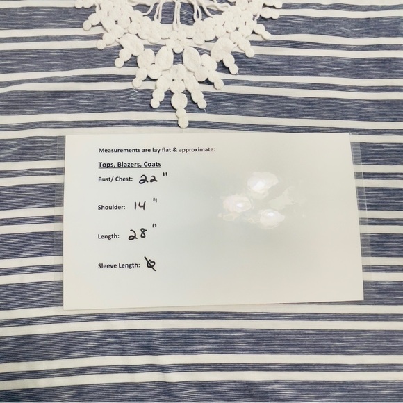 Max Studio Women’s Crochet Front V-Neck Striped Tank Top Size 1X - Picture 8 of 9